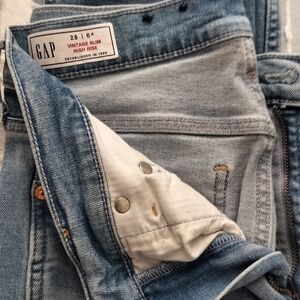 GAP, Womens Vintage High Rise Jeans, Size 28.